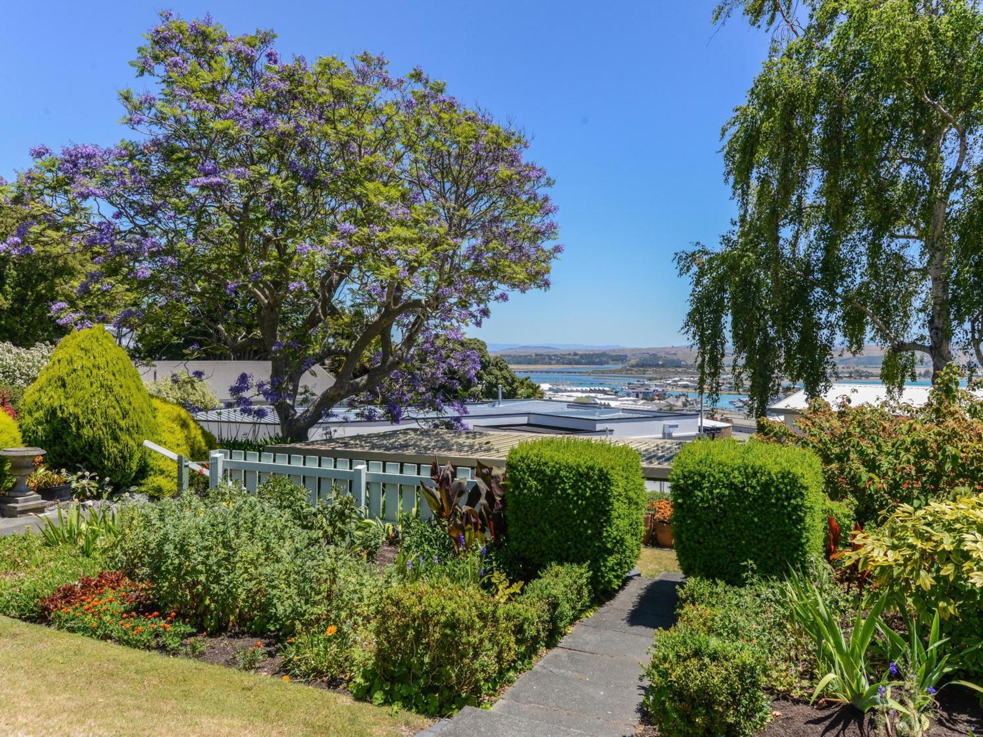 Jacaranda Lodge - Napier Hill Holiday Home Exterior photo